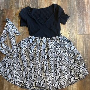 SHEIN Black and Gray Snake Print Dress